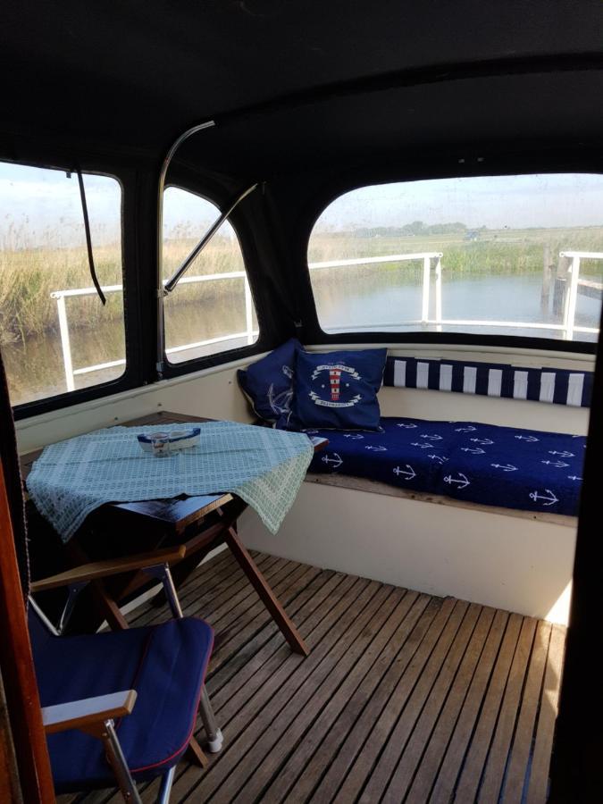 Hotel Boat Stoer - Inclusief Sloep à Jutrijp Extérieur photo