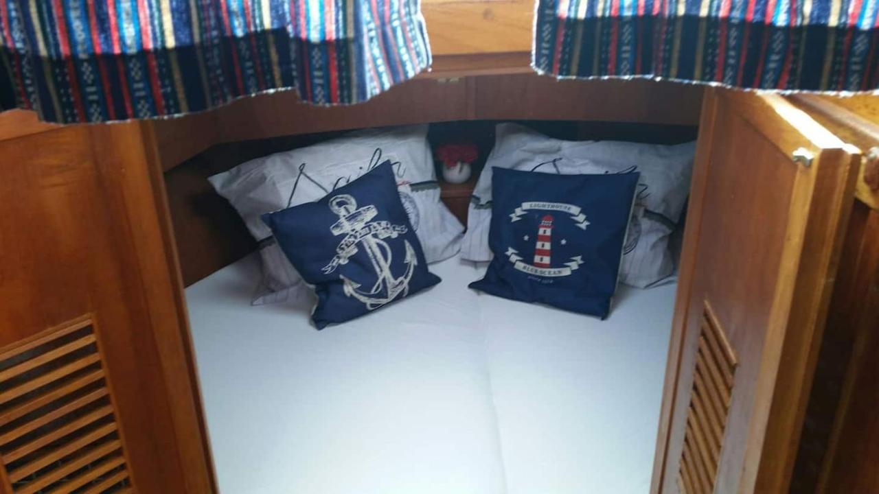Hotel Boat Stoer - Inclusief Sloep à Jutrijp Extérieur photo