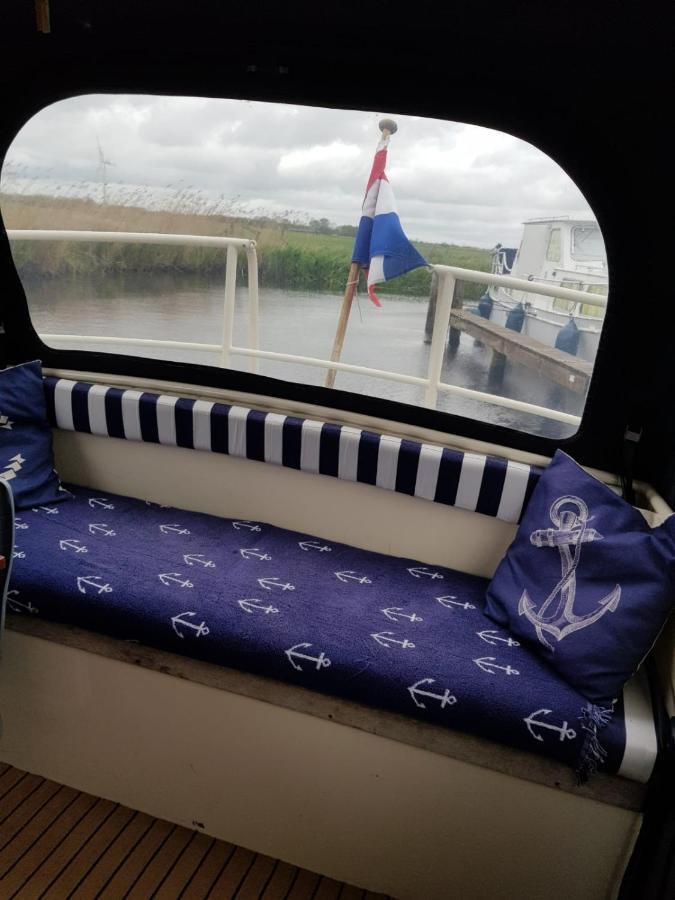 Hotel Boat Stoer - Inclusief Sloep à Jutrijp Extérieur photo